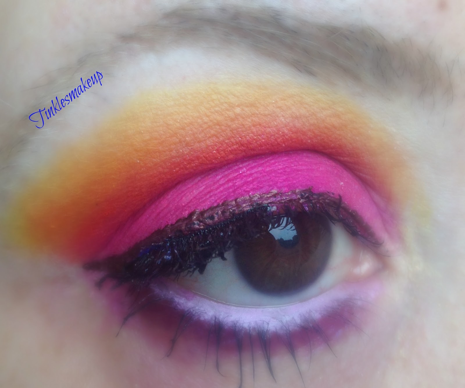 Tinklesmakeup: eye makeup look Dora the explorer