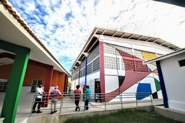 João Azevêdo inspeciona Sistema de Abastecimento de Água e visita obras em Areia e Alagoa Grande