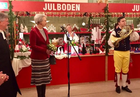 Princess Benedikte opened Swedish Church Christmas Bazaar in Østerbro