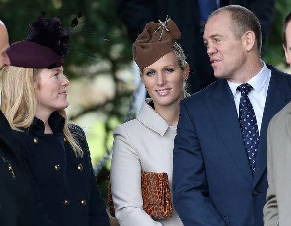Queen Elizabeth, Countess Sophie of Wessex, Zara and Mike Tindall, Leydi Louise at Sandringham