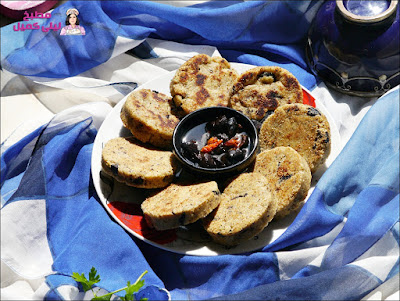 حرشة رائعة بالزعتر والزيتون الأسود مع ليلى كميل...حضريها في دقائق