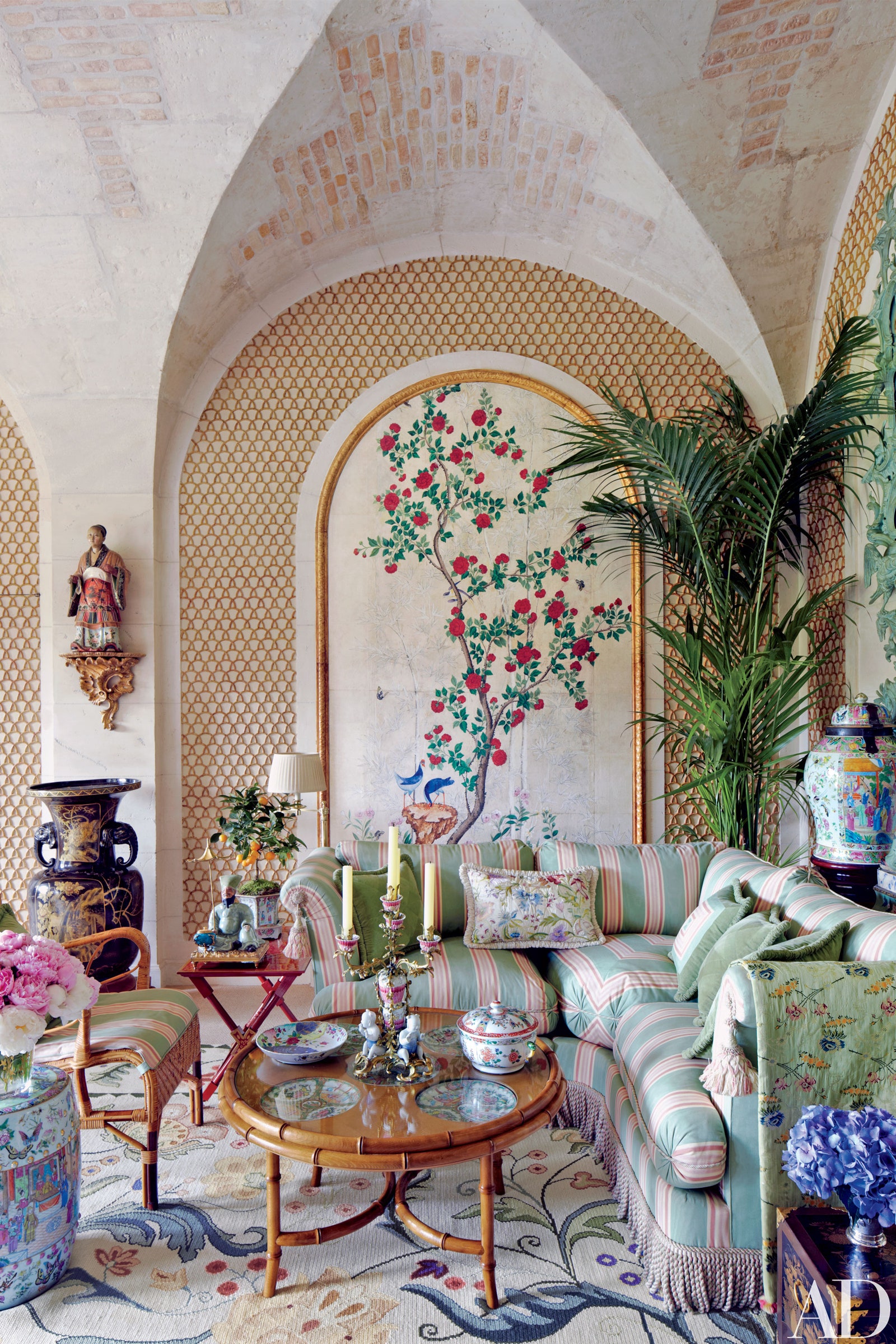 At Home With | Places: Valentino Garavani’s Château de Wideville, France