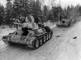Soviet T-34 tanks in winter camouflage worldwartwo.filminspector.com