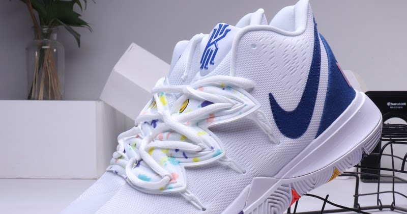 kyrie 5 friends footlocker