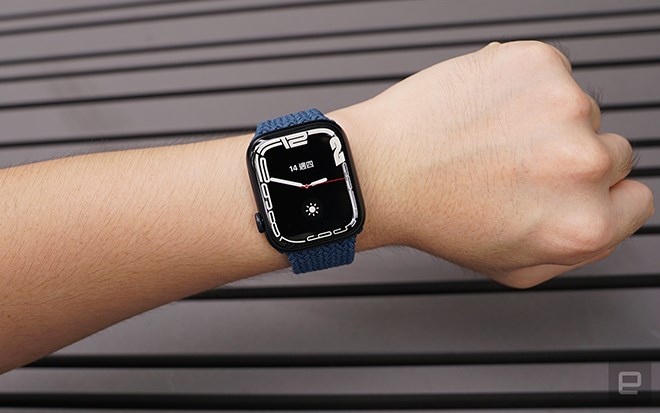 Apple Watch tiếp tục là “ông hoàng“ phân khúc đồng hồ thông minh 2 Apple Watch tiep tuc la apple watch series 7 1647277049 751 width660height413