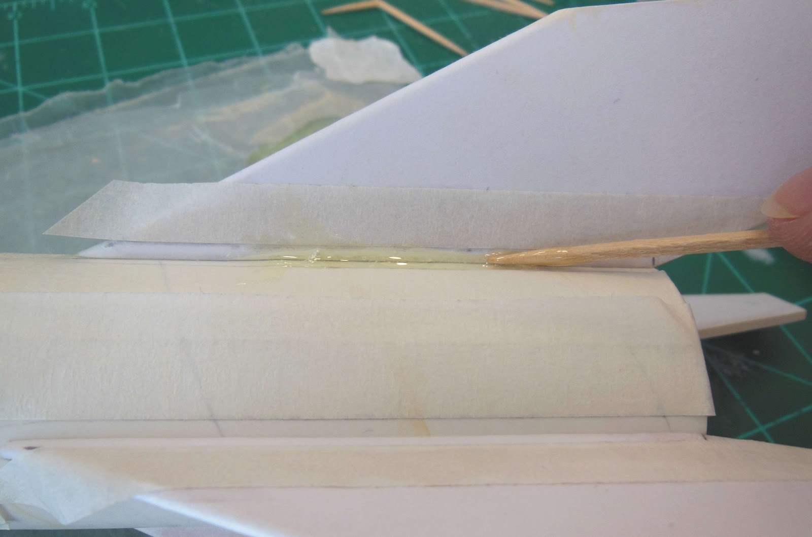 Model Rocket Building Big Girtha Build Part 12, Epoxy Fillets