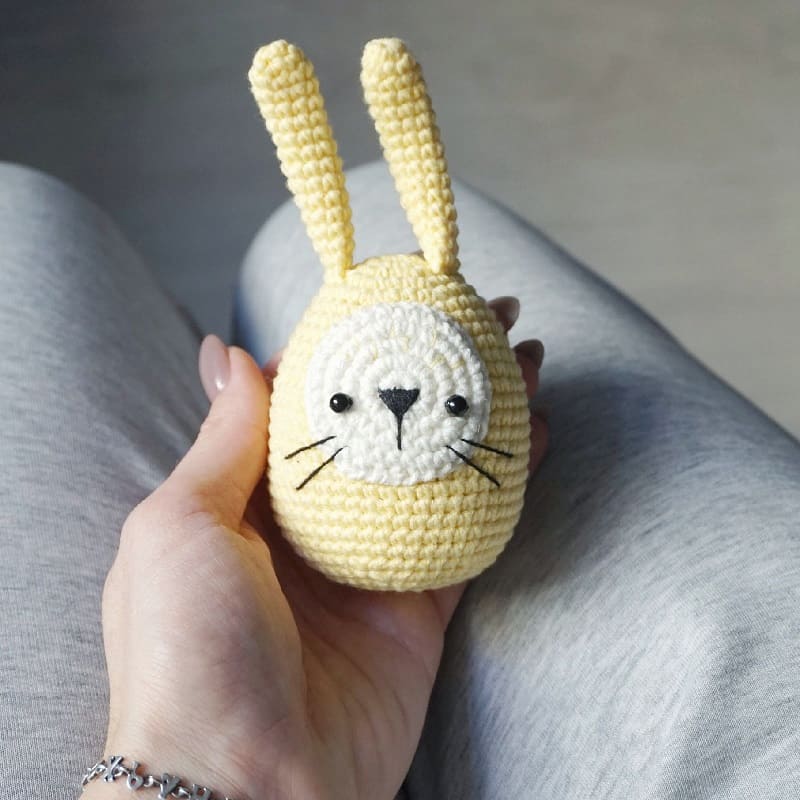 Amigurumi Easter egg bunny