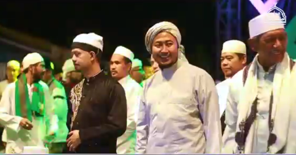 Lirik Selamat Ulang Tahun Majlisku Syubbanul Muslimin Kangsoma Com Lirik lagu pergilah kasih kejarlah selingkuhanmu. lirik selamat ulang tahun majlisku