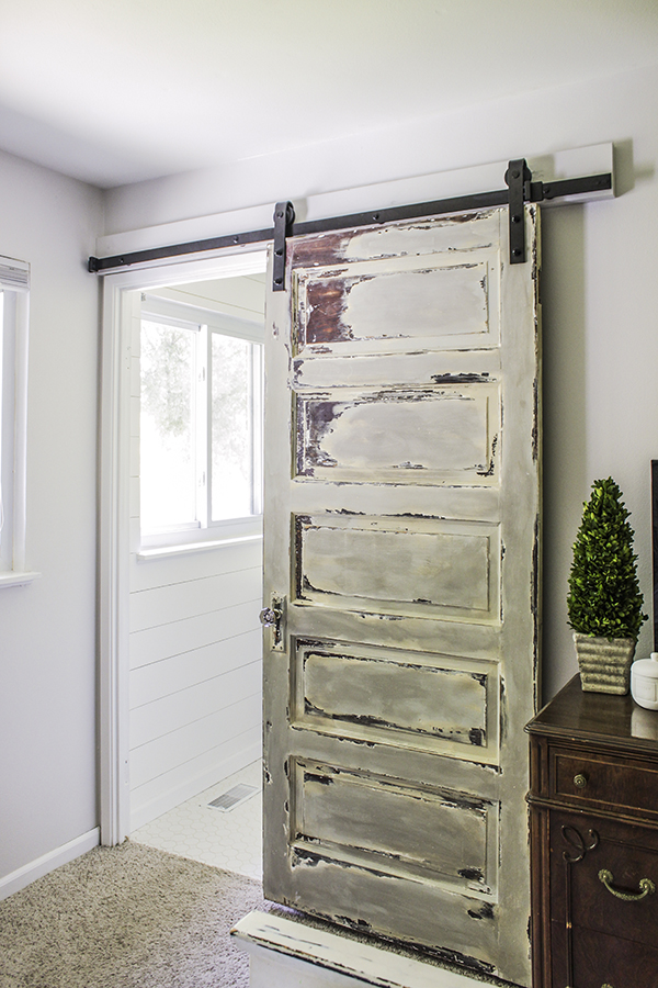 DIY barn door designs and tutorials from Thrifty Decor Chick