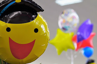 balon indah warna warni balon indah warna warni dari plastik