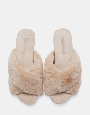 STRADIVARIUS - SANDALIA PALA PELO 29.95€ STRADIVARIUS - SANDALIA PALA PELO 29.95€