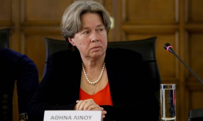 Κορωνοϊός - Λινού: Μόνο τηλεφωνικά οι ευχές τις γιορτές 