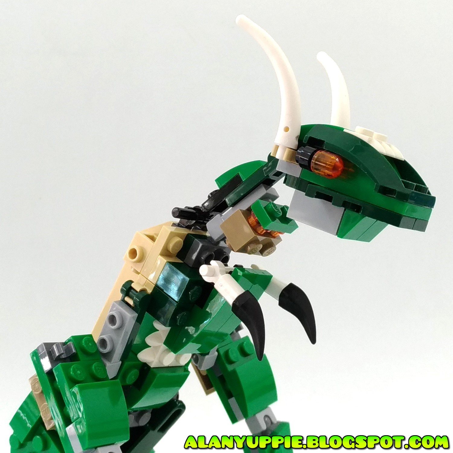 Alanyuppie's LEGO Transformers Video Tutorial Transformer Dinosaur