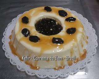 PUDIM DE KEFIR DE LEITE COM CALDA DE AMEIXAS PUDIM DE KEFIR DE LEITE COM CALDA DE AMEIXAS