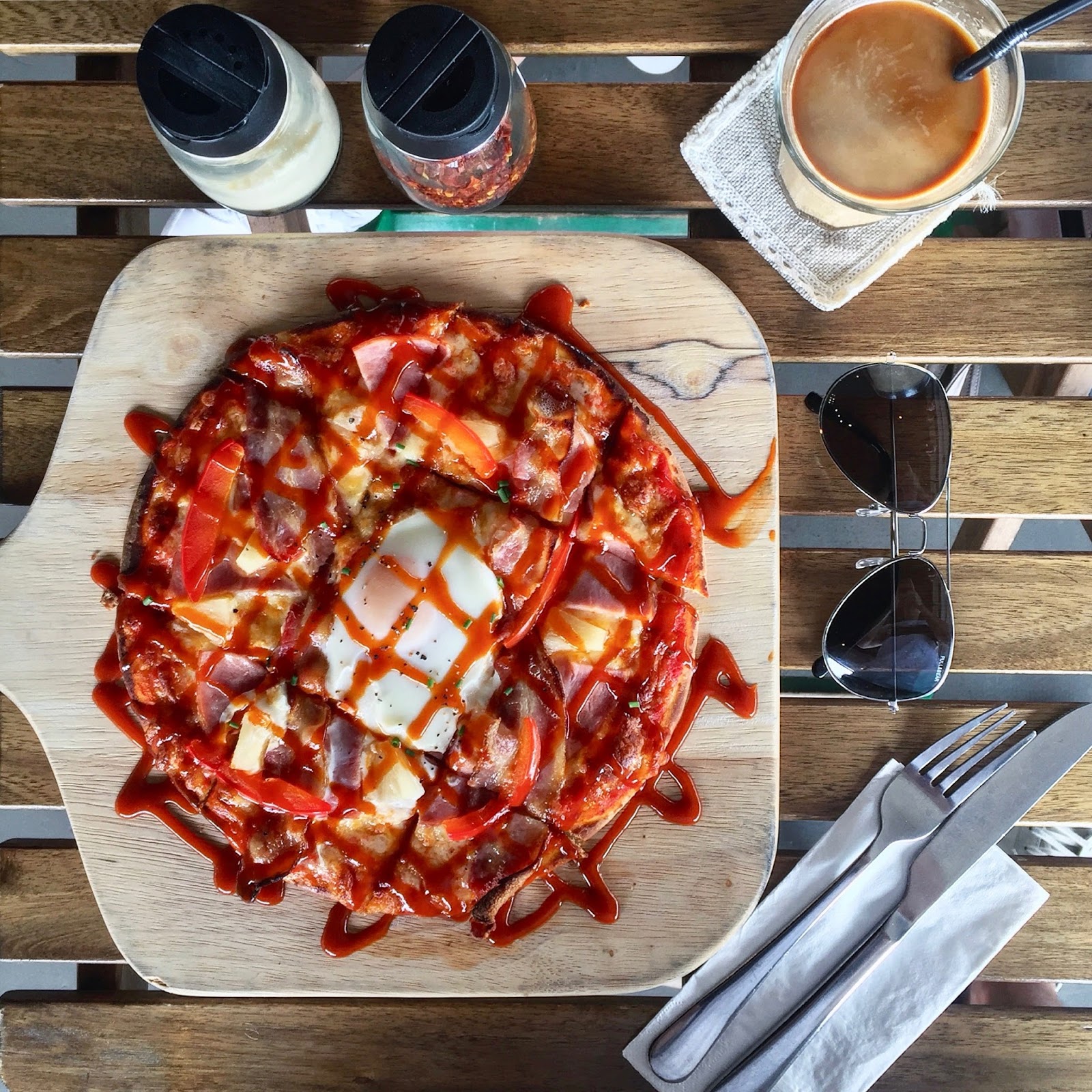 PUNGGOL'S MOST POPULAR CAFE WHISK & PADDLE MOOD FOR FOOD