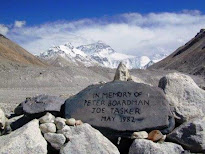 Hay más de 200 cadáveres en El Everest y se utilizan como puntos de referencia