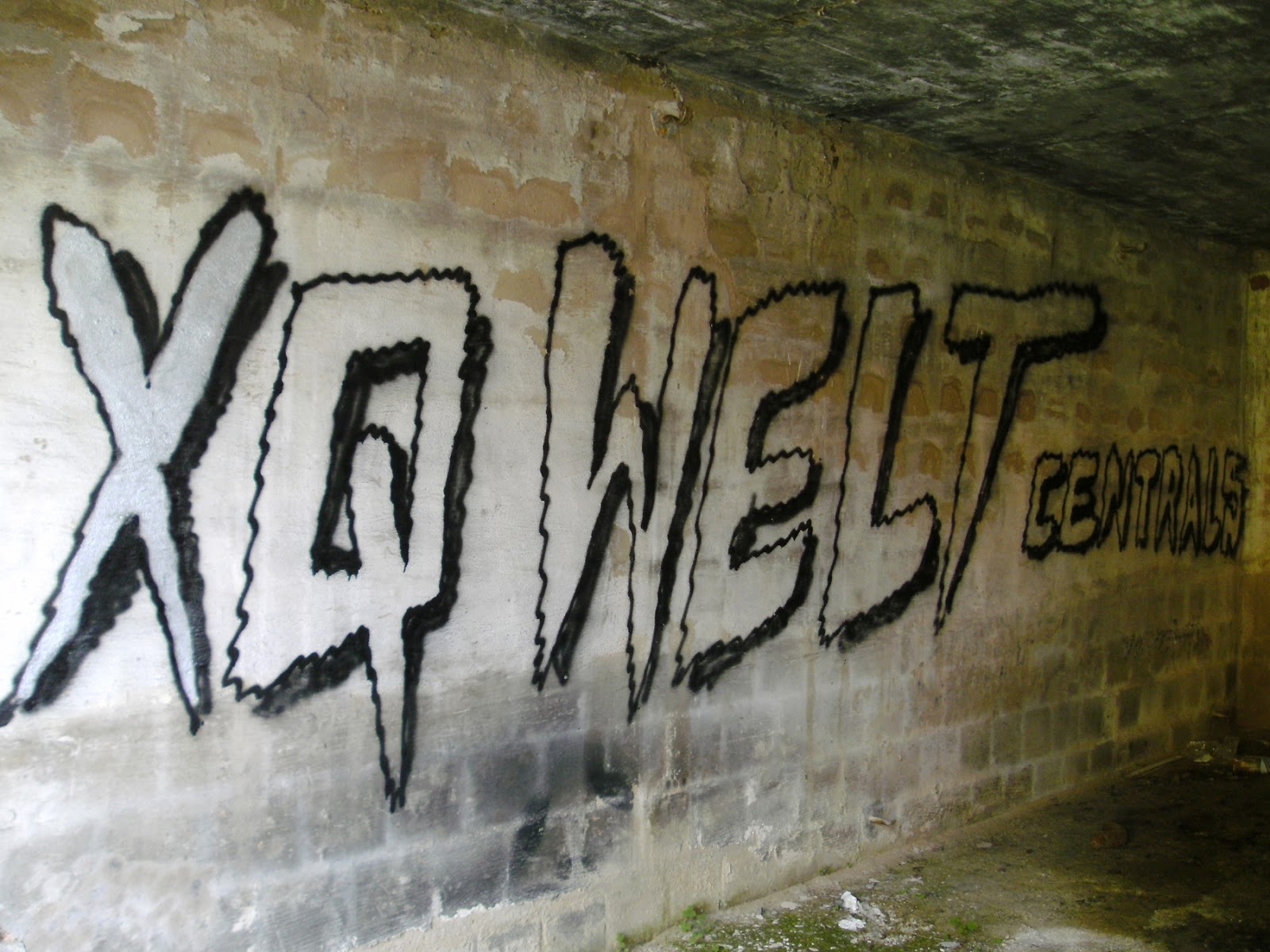 O S T E N D F A X P O S T Politische Graffiti