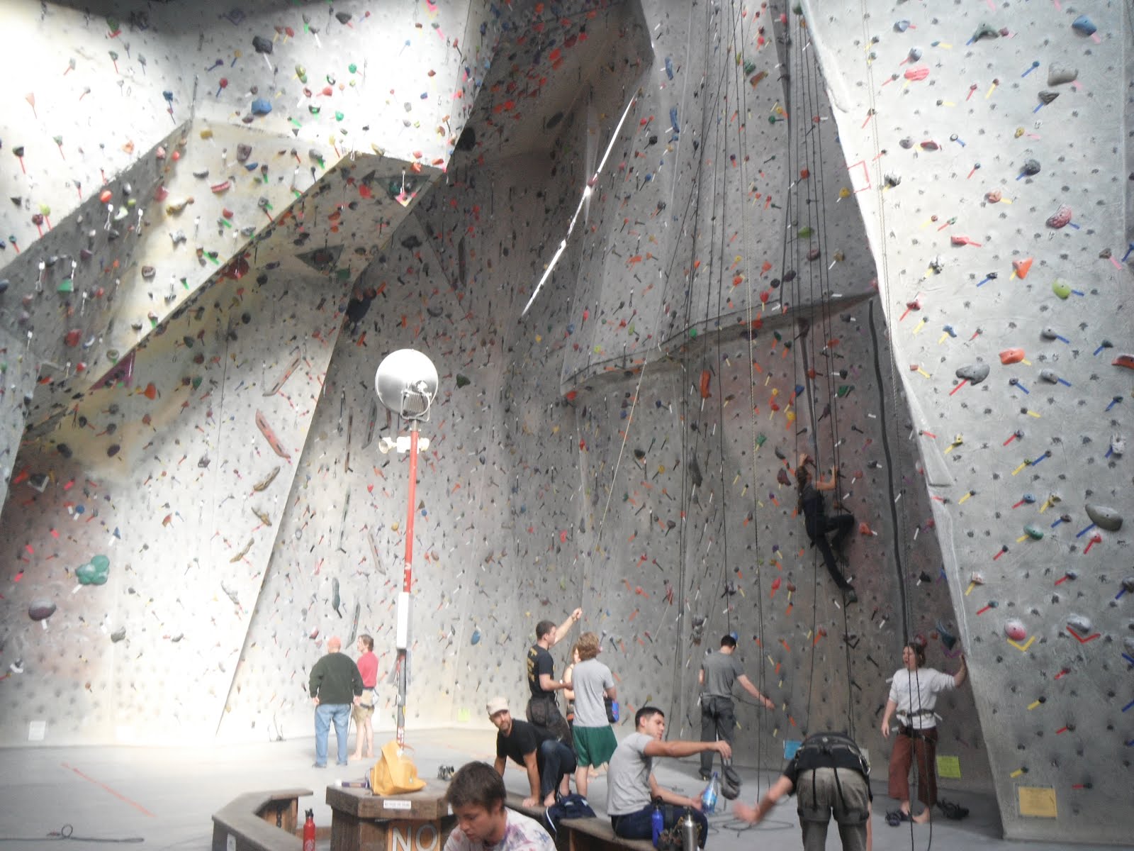The Outsider Indoor Climbing Pacific Edge (Santa Cruz, CA)
