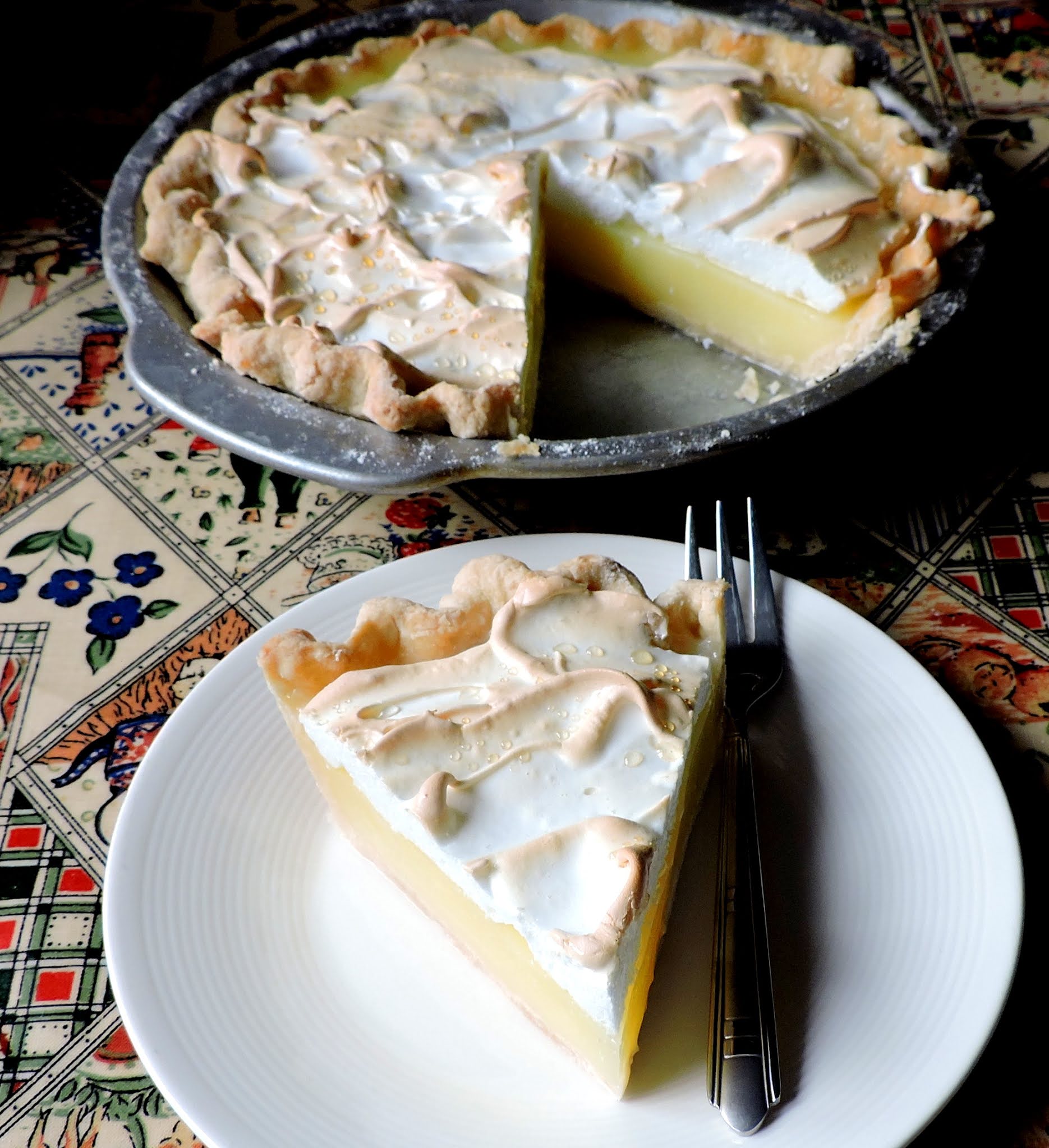 Featured image of post Canada Cornstarch Lemon Meringue Pie Recipe Whisk in butter and continue whisking until just boiling mixture will become thick and glossy and almost clear