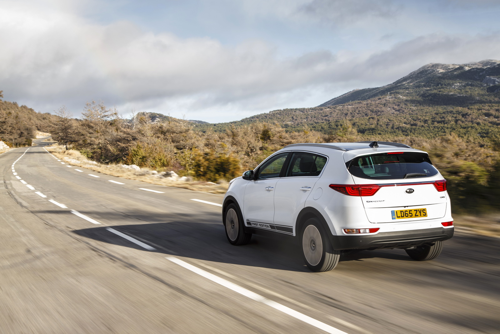 New Kia Sportage Detailed In Huge Gallery [354 Pics]