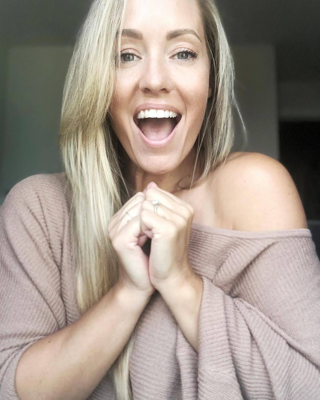 Heather Robertson (YouTuber): Age, Wiki, Photos, and Biography | FilmiFeed
