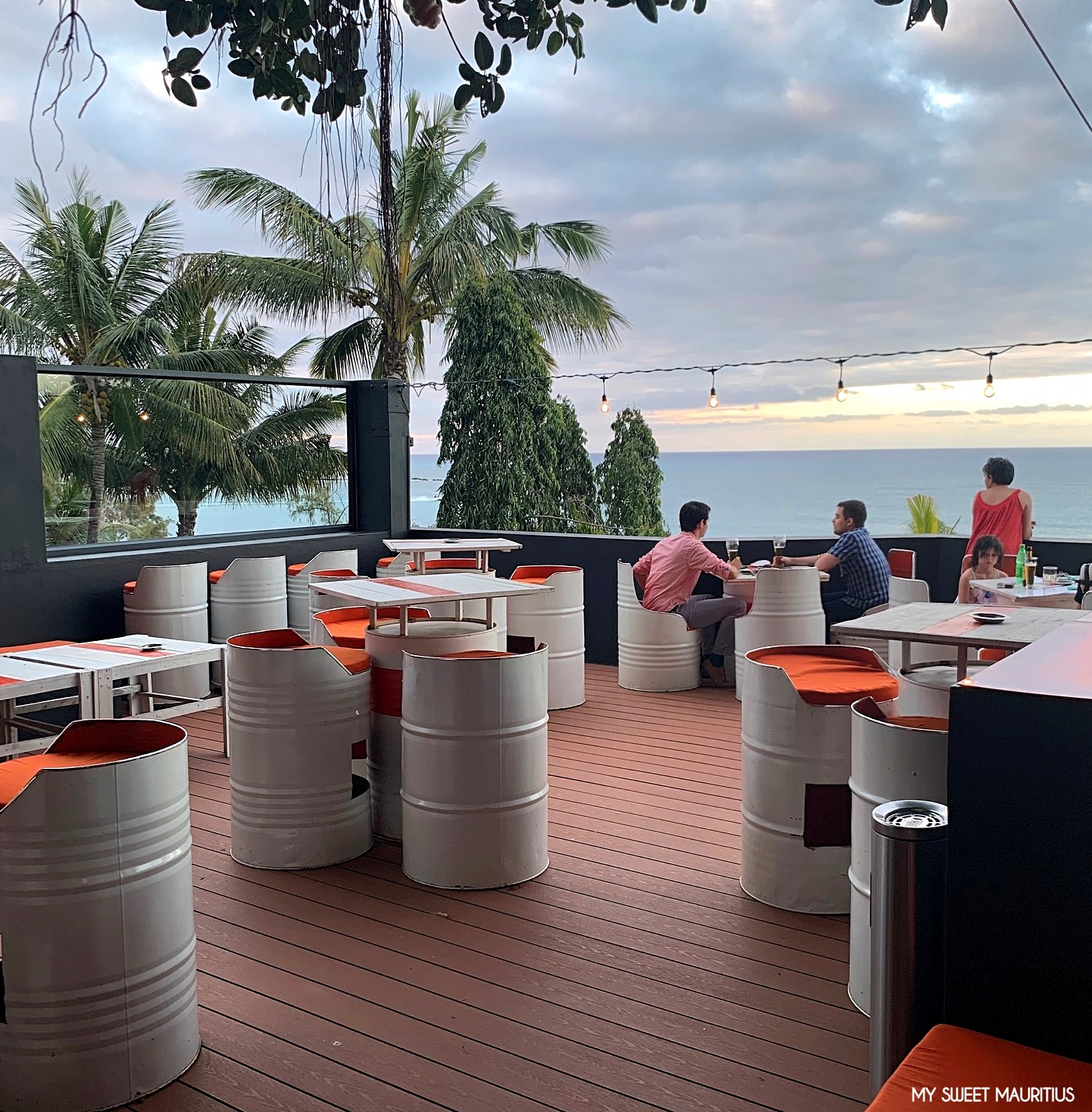 My Sweet Mauritius 🌴🇲🇺🌴 THE CLOUD LE ROOFTOP DE FOLIE