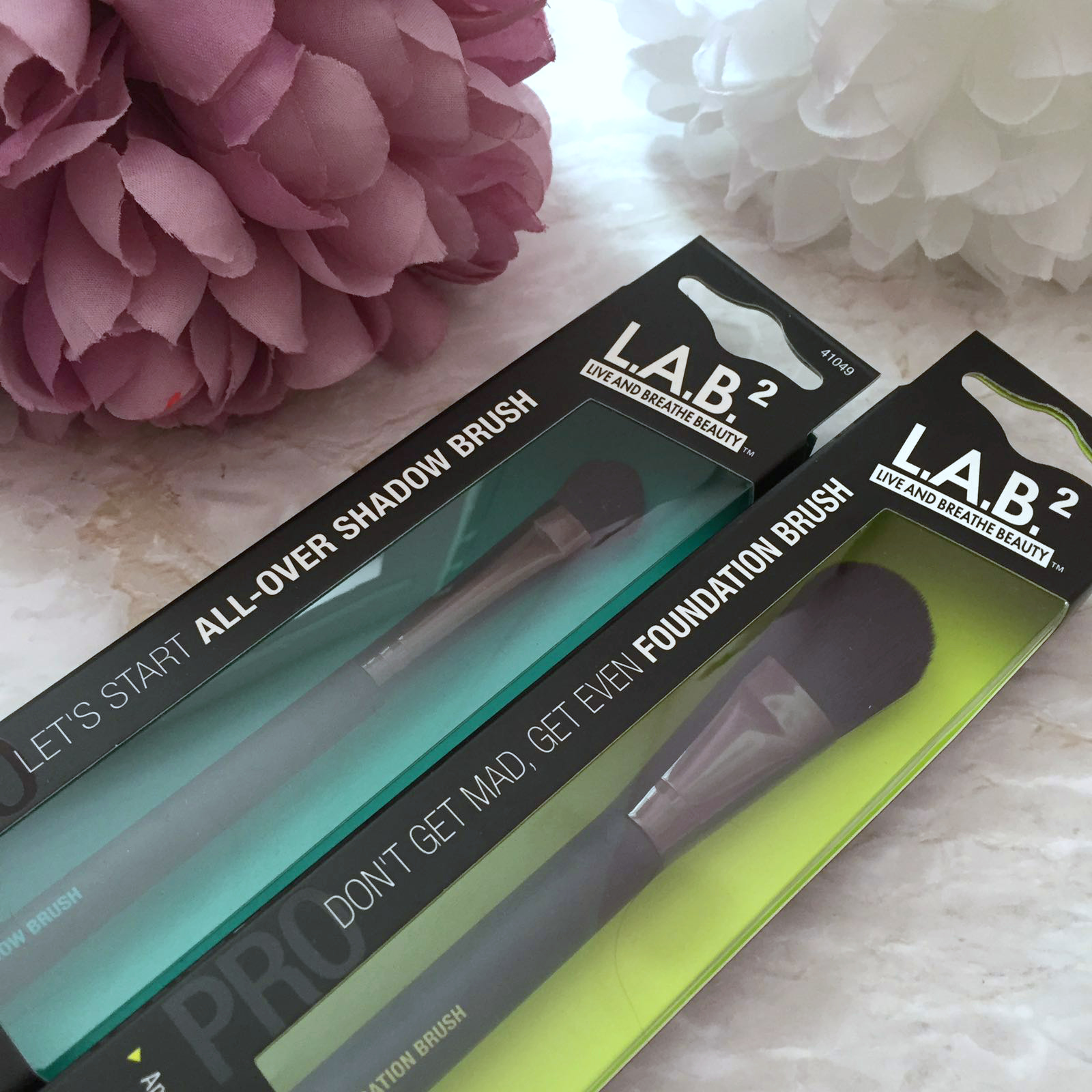 L.A.B.2 Makeup Brushes Mammaful Zo Beauty, Fashion, Lifestyle