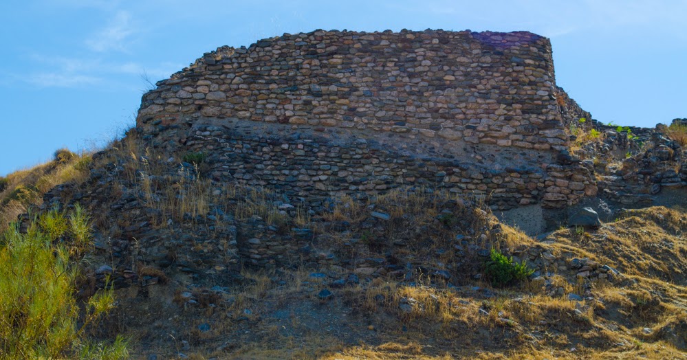 Foto de Yacimiento arqueológico del Cerro de la Encina. en Monachil, Granada