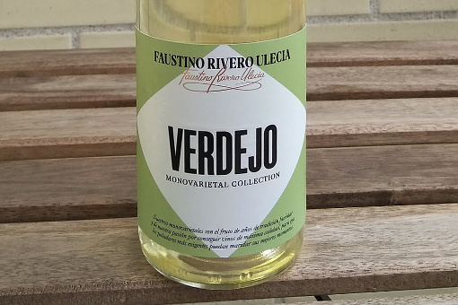 Faustino Rivero Ulecia Verdejo vino blanco de la Tierra de Castilla