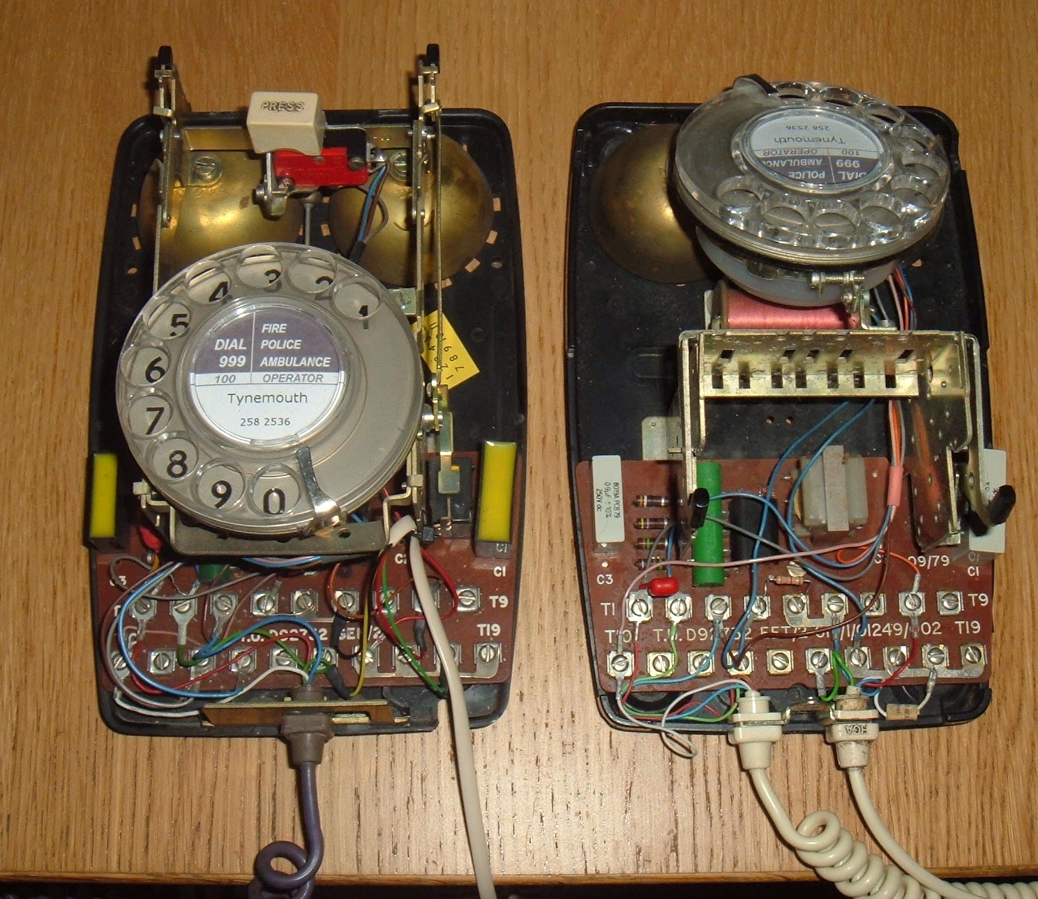 How to Rewire a Vintage Phone so it works Today