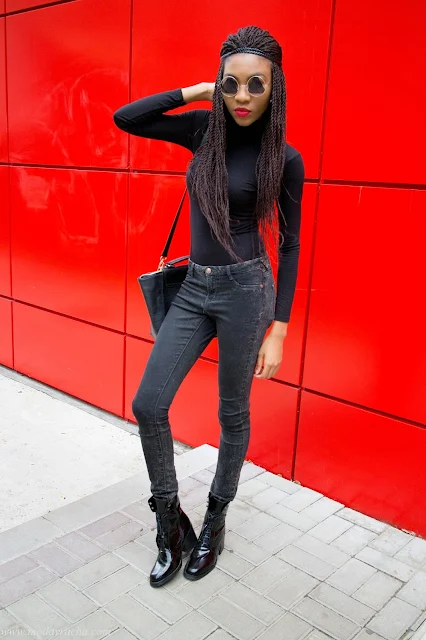 All black women outfit