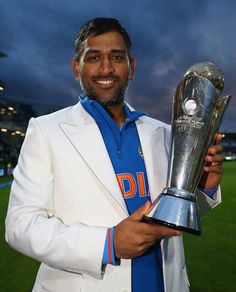 dhoni images