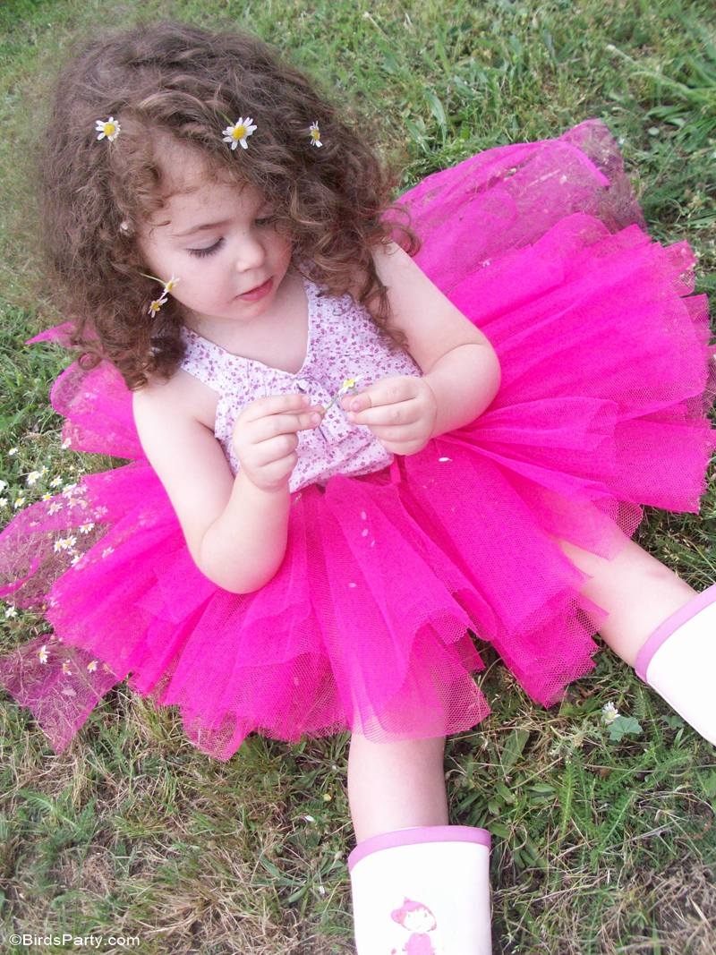 DIY No-Sew Tutu Skirt Tutorial - Party Ideas | Party Printables Blog