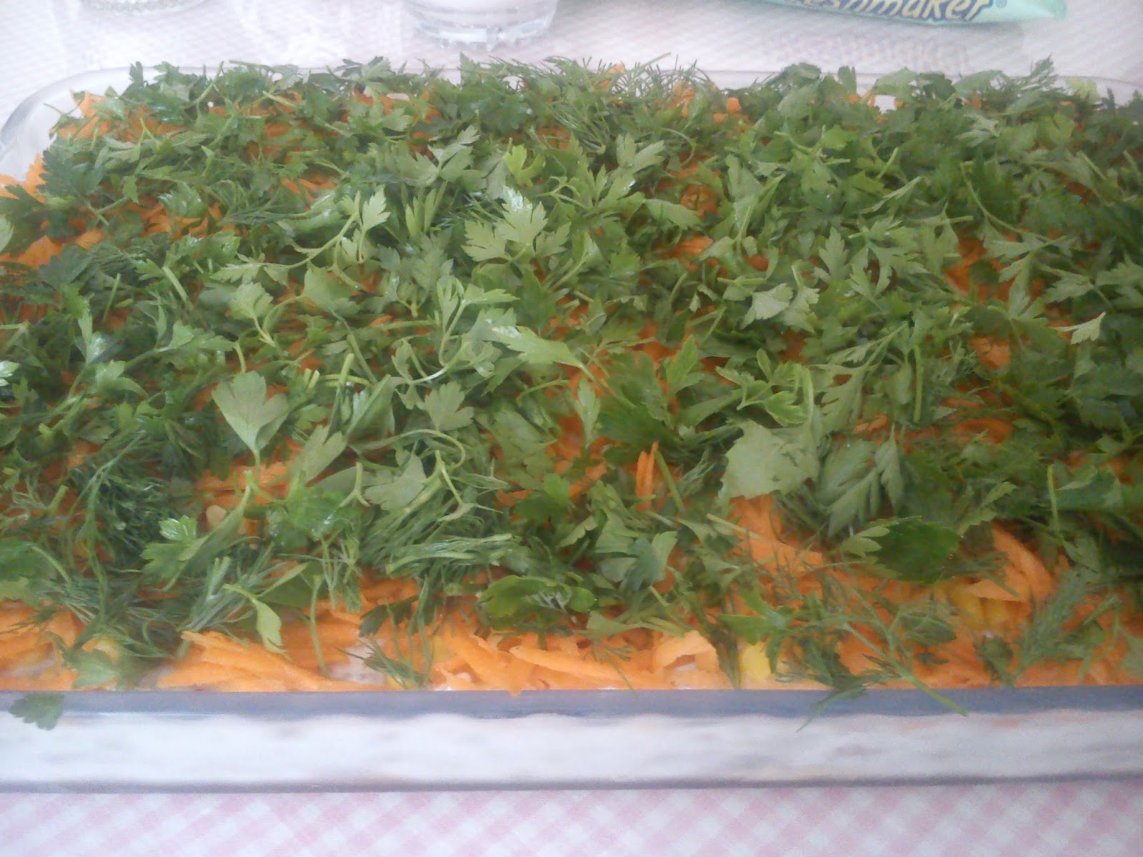 Akissmutfak Közlenmiş Patlıcanlı Etimek Salatası