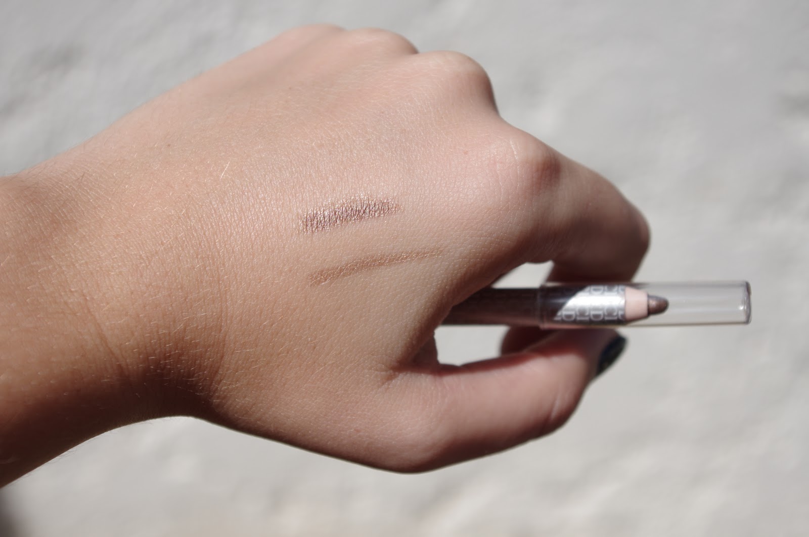 B.A.A Crayon eyeliner Taupe Elégant de Christian Dior