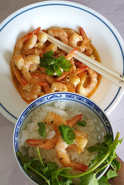 "Tôm rim" Crevettes sautées à l'ail;"Tôm rim" Crevettes sautées à l'ail