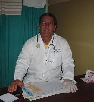 La Voz Tubanera: Feliz Día del Médico Dominicano