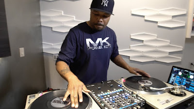 DJ Scratch Shows His Skills and Speaks on Life as a DJ / www.hiphopondeck.com