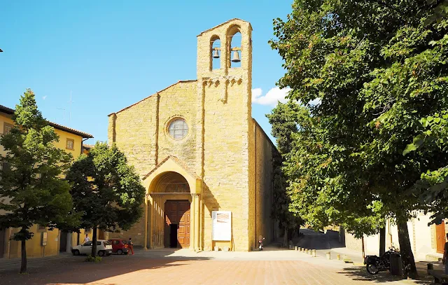 Basílica de Santo Domingo en Arezzo, Toscana