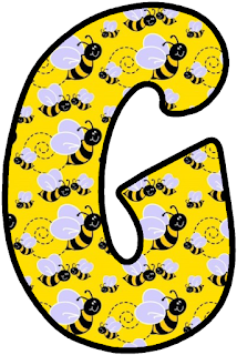 Abecedario de Abejas en Fondo Amarillo. Yellow Alphabeth with Bees.