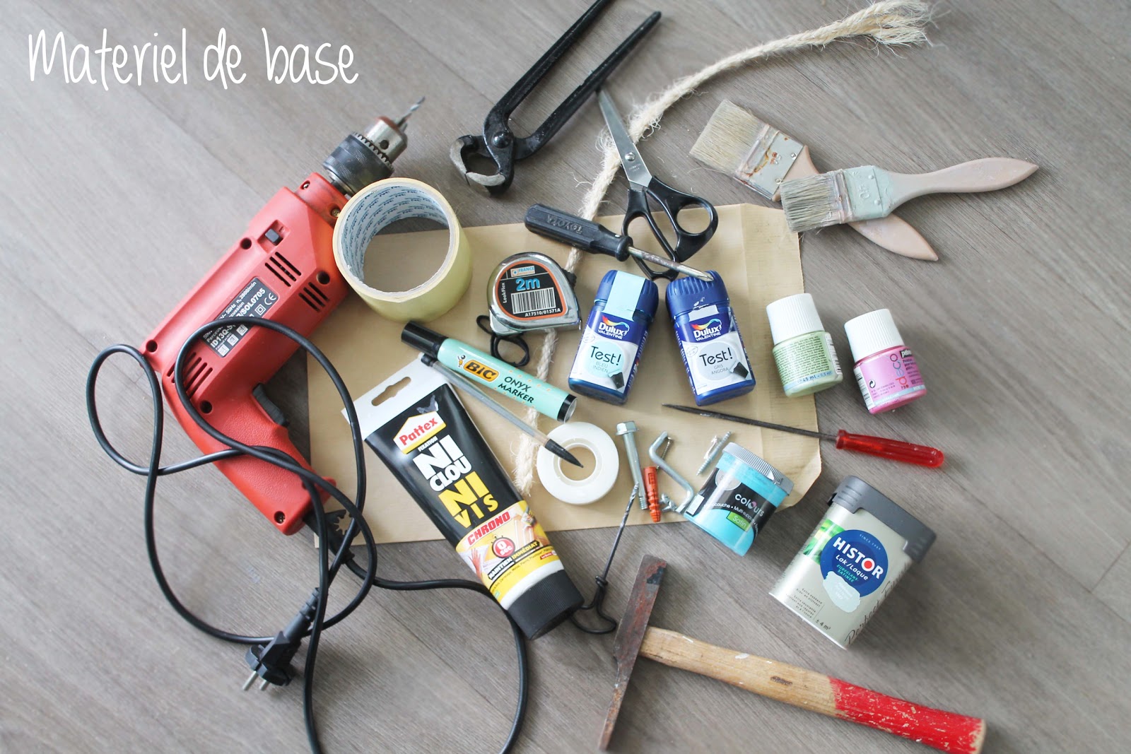 Le matériel de base pour le DIY et le bricolage