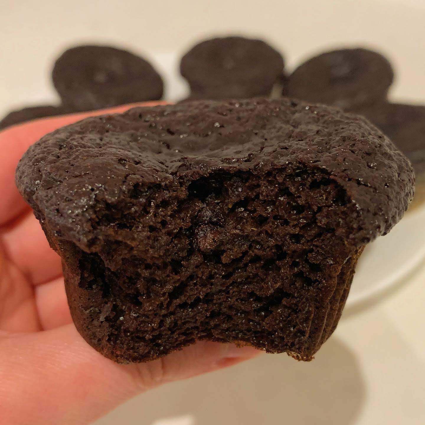 Doctored Keto Cake Mix Chocolate Cupcakes Caroline's Keto Kitchen