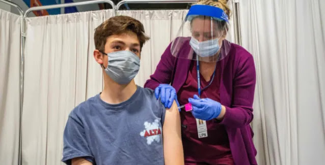 ΗΠΑ: Αναφορές για καρδιακά προβλήματα σε νέους που εμβολιάστηκαν 