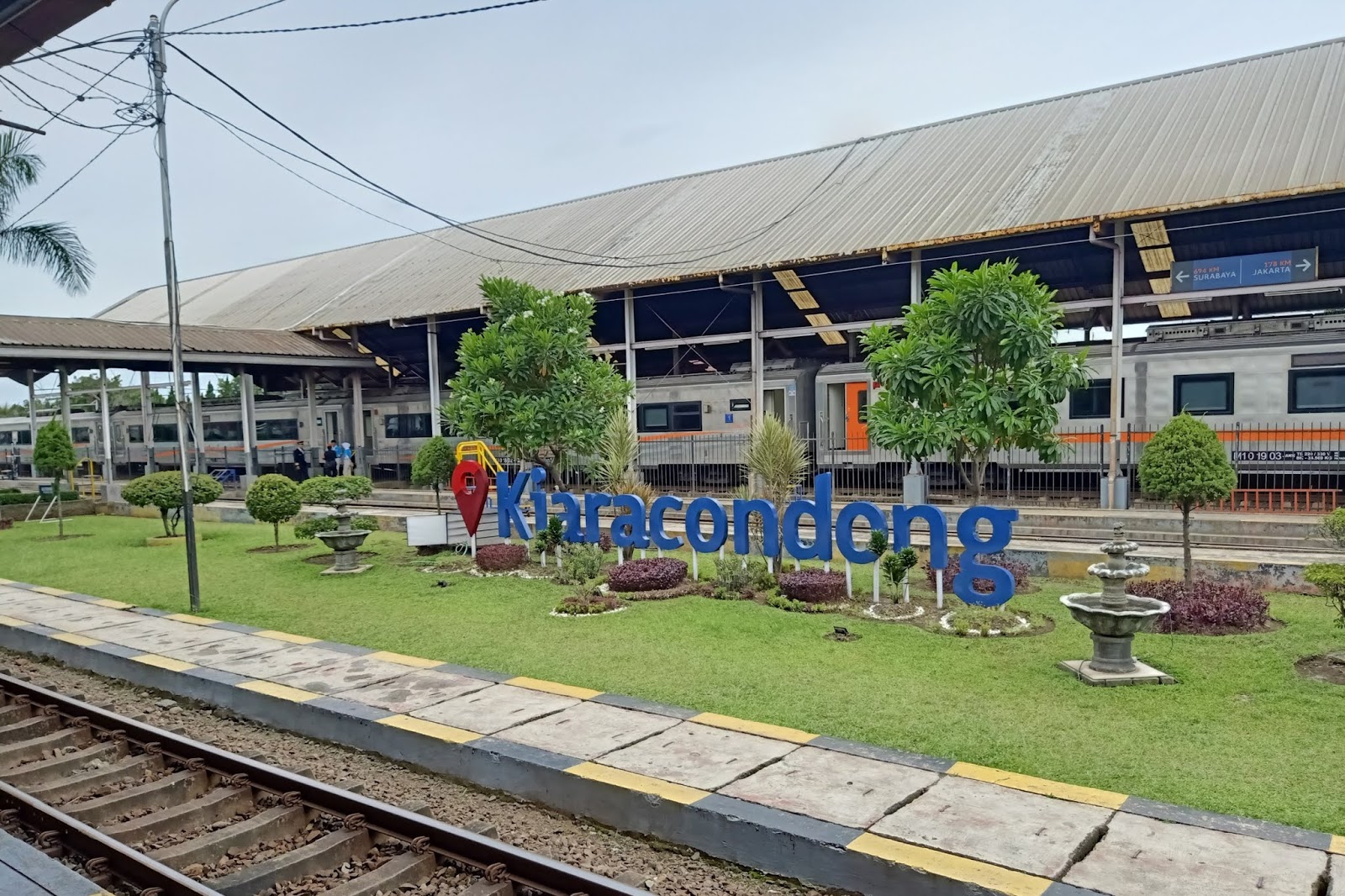 Stasiun Kiaracondong Kondektur Kai