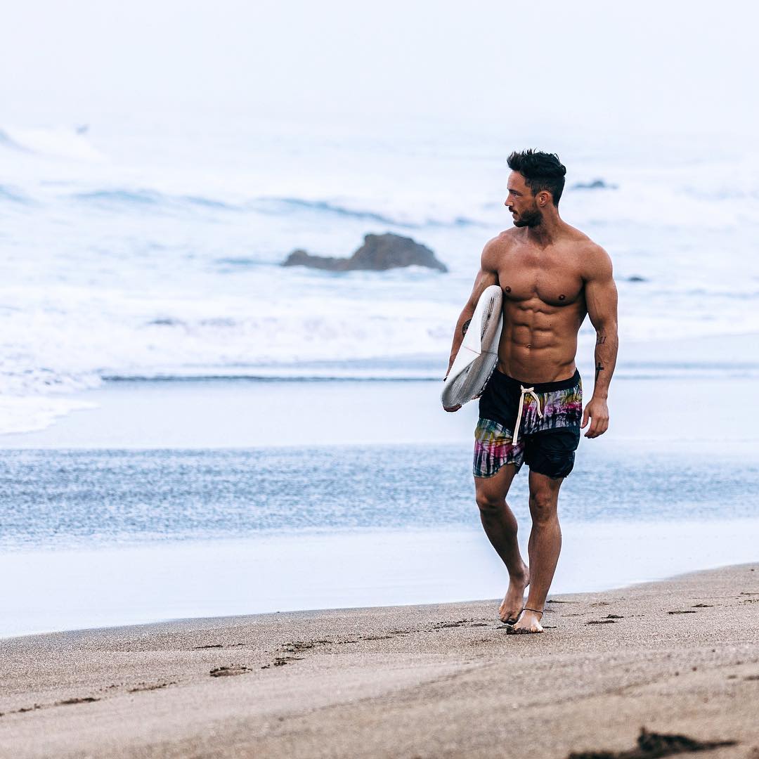 sexy-beach-boys-abs-hot-shirtless-surfer-dudes