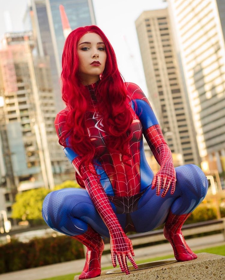 마블 코스프레녀 - 디쁠