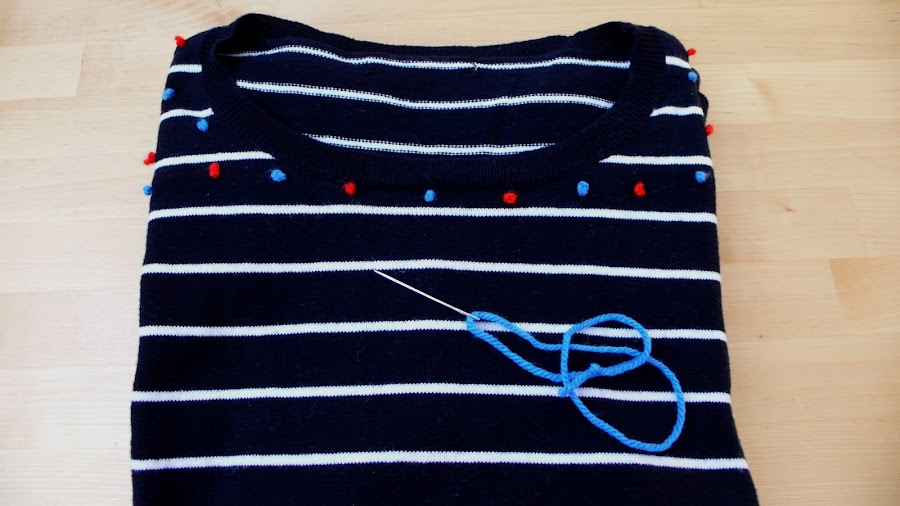 Borda-un-jersey-de-rayas-marineras
