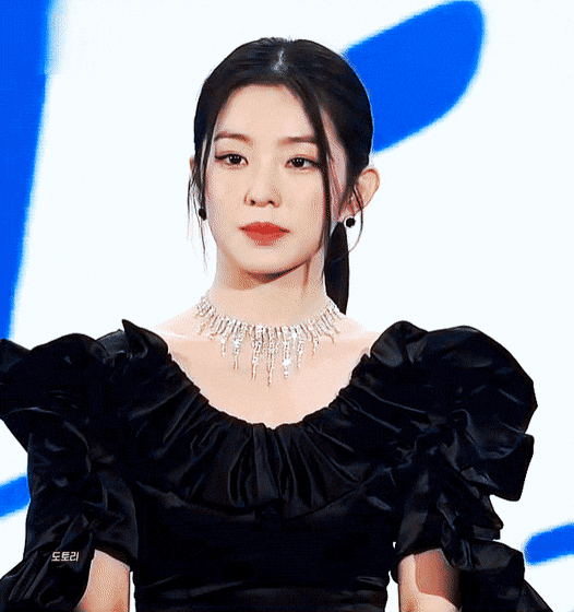 رأي مستخدمي الانترنت في تسريحة شعر آيرين من ريد فيلفت في حفل سوريبادا