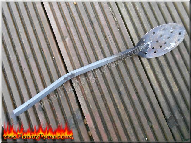 molten aluminum skimming spoon