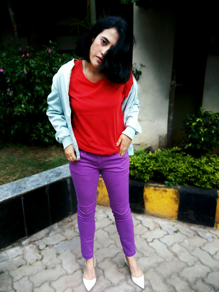 RED // LAVENDER |STYLE AND ILLUSTRATION BLOG BY DHEERA JOSHI fashion blogger, zara kitten heels, red top ,lavender denim